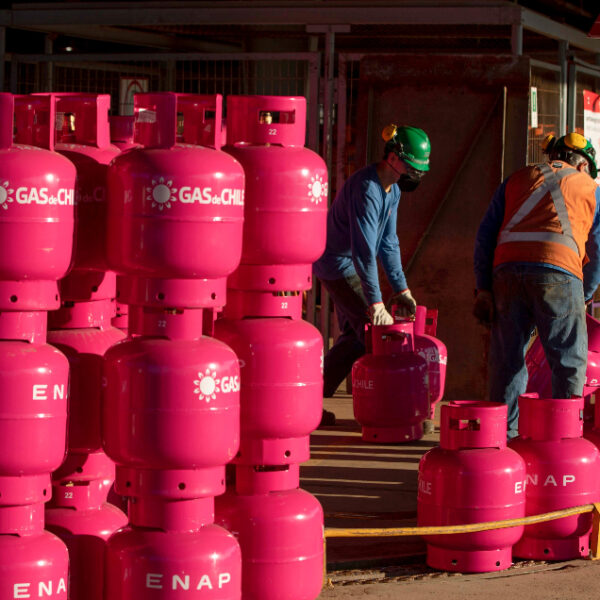 Gobierno defendió iniciativa «Gas para Chile» tras revelarse altos costos que tuvo plan piloto
